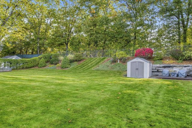 7 Phyllis Drive, Billerica, MA 01821