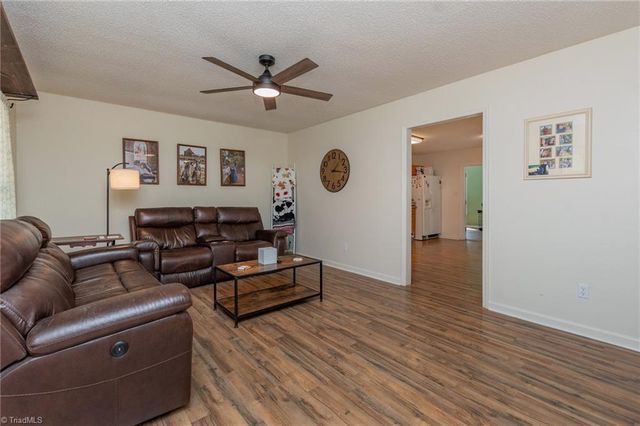 171 Millstone Drive, Lexington, NC 27295