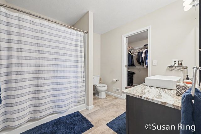 282 Vansen Drive, Tyrone Twp, MI 49330