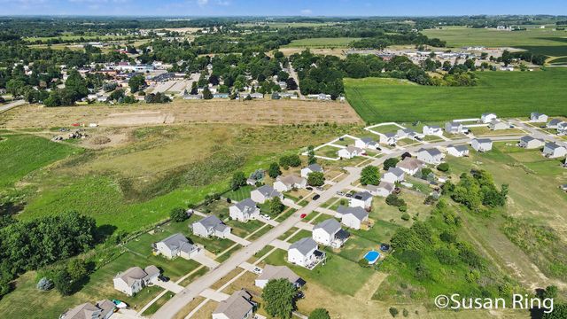 282 Vansen Drive, Tyrone Twp, MI 49330