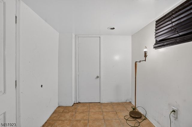 502 Burnside St, City Of Orange Twp., NJ 07050