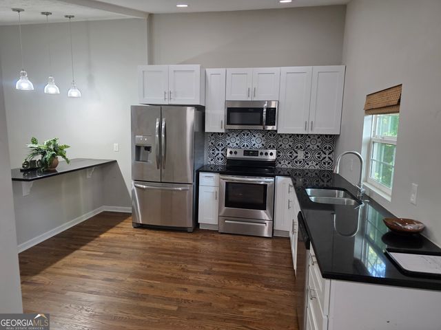 979 Billings Avenue SE, Atlanta, GA 30315