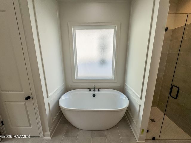 111 Porch View Dr, Lafayette, LA 70508