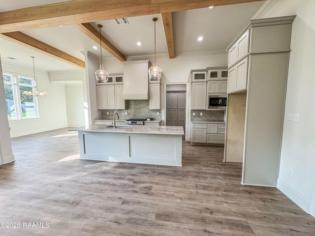 111 Porch View Dr, Lafayette, LA 70508