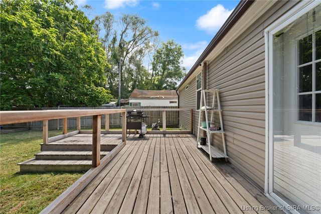 165 N 4th Street, Scottsburg, IN 47170