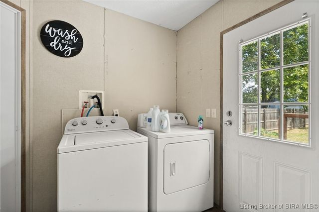 165 N 4th Street, Scottsburg, IN 47170