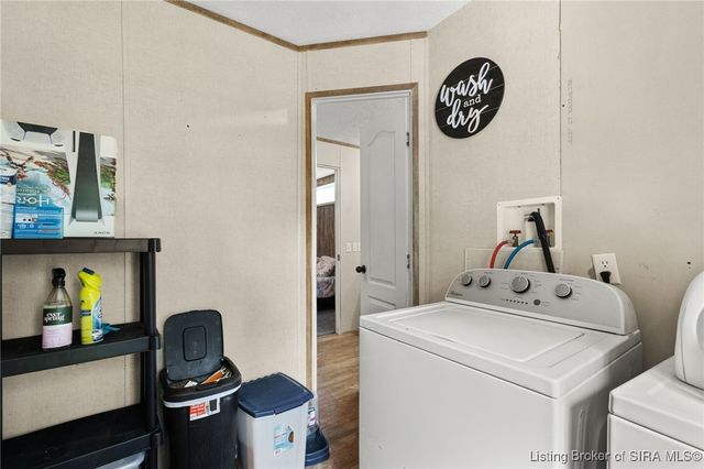 165 N 4th Street, Scottsburg, IN 47170