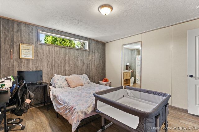 165 N 4th Street, Scottsburg, IN 47170