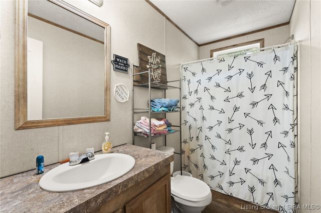 165 N 4th Street, Scottsburg, IN 47170