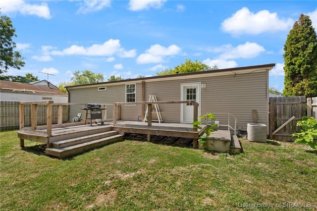 165 N 4th Street, Scottsburg, IN 47170