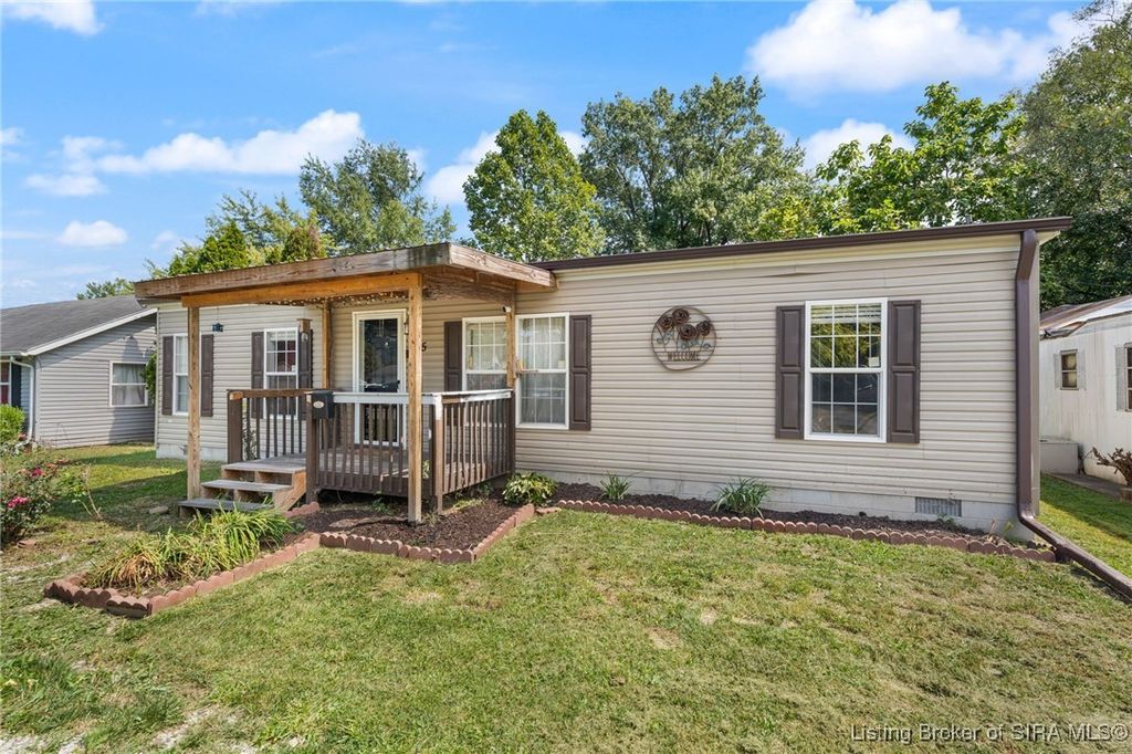 165 N 4th Street, Scottsburg, IN 47170