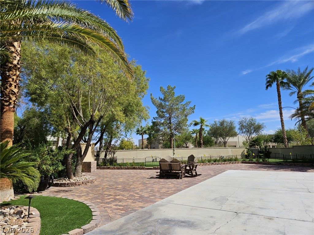 8175 Arville Street 33, Las Vegas, NV 89139
