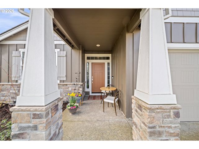 900 MARIE St, Mt Angel, OR 97362