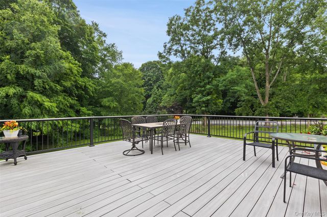 15 Somers Hills Road, Carmel, NY 10512