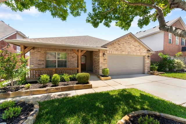 12537 Summerwood Drive, Fort Worth, TX 76028