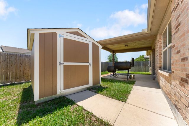 12537 Summerwood Drive, Fort Worth, TX 76028