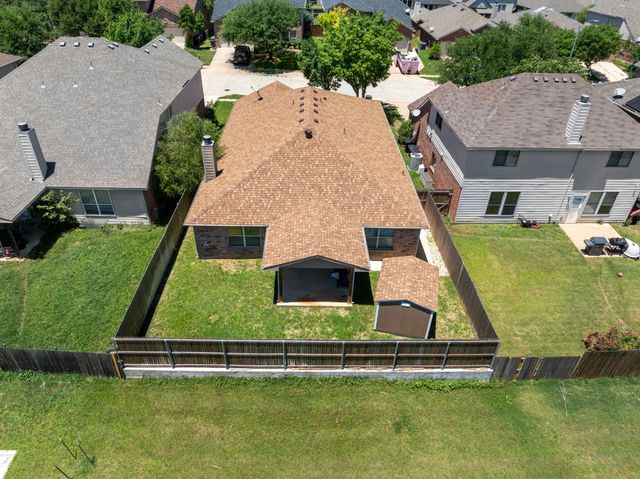 12537 Summerwood Drive, Fort Worth, TX 76028
