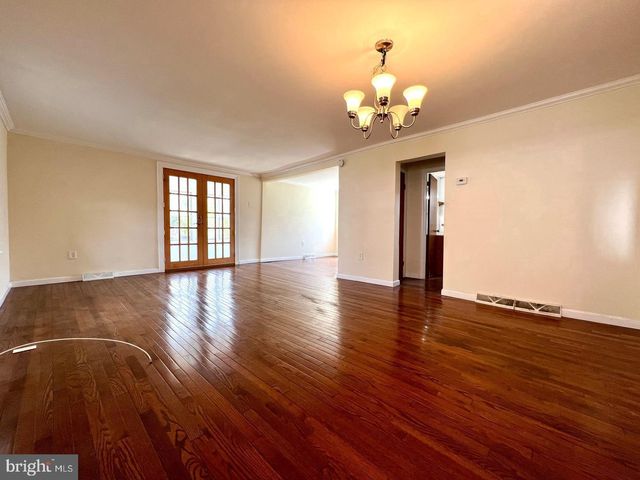 27 RANCOCAS AVE, Clementon, NJ 08021