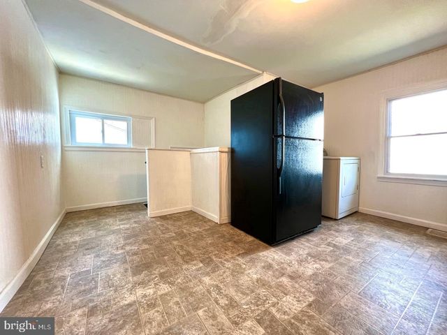 27 RANCOCAS AVE, Clementon, NJ 08021