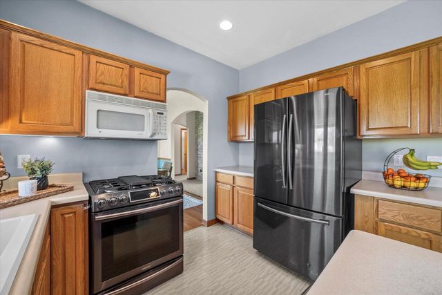 209 Greenvalley DRIVE, Mount Pleasant, WI 53406