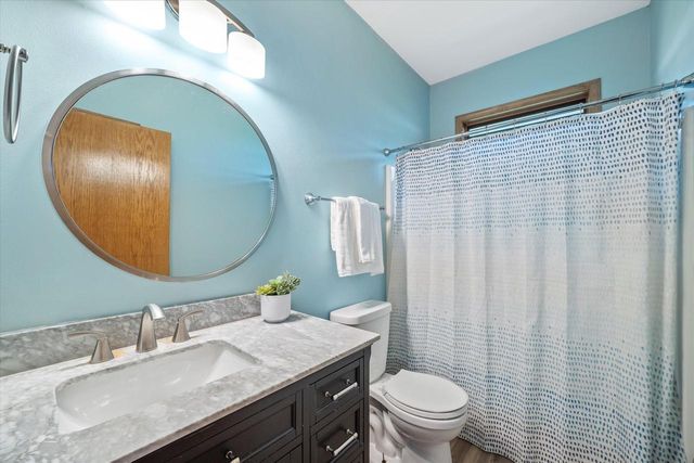 209 Greenvalley DRIVE, Mount Pleasant, WI 53406