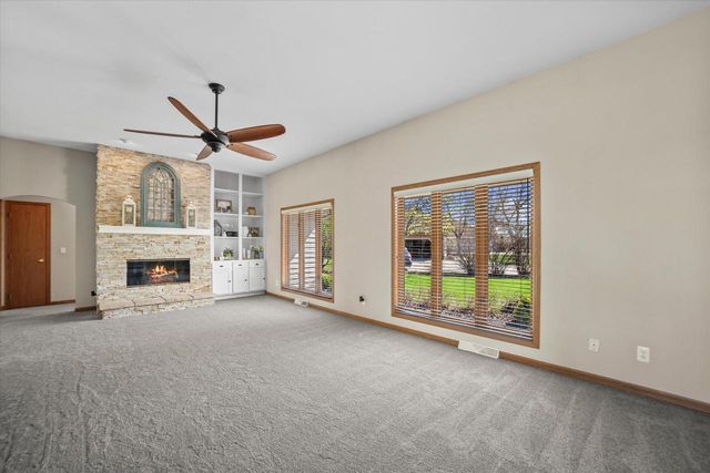 209 Greenvalley DRIVE, Mount Pleasant, WI 53406