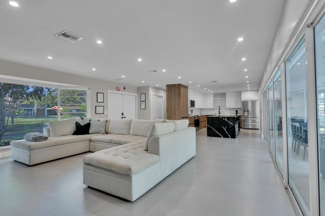 755 S Rainbow Drive, Hollywood, FL 33021