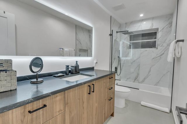 755 S Rainbow Drive, Hollywood, FL 33021