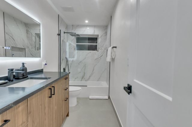 755 S Rainbow Drive, Hollywood, FL 33021