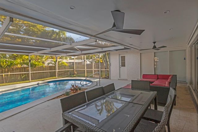 755 S Rainbow Drive, Hollywood, FL 33021