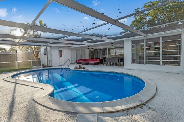 755 S Rainbow Drive, Hollywood, FL 33021