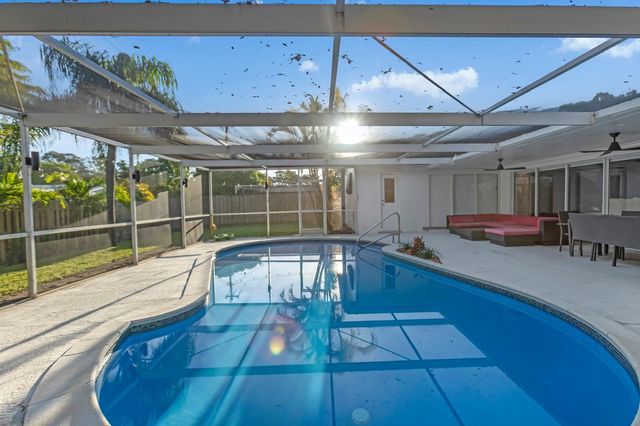 755 S Rainbow Drive, Hollywood, FL 33021