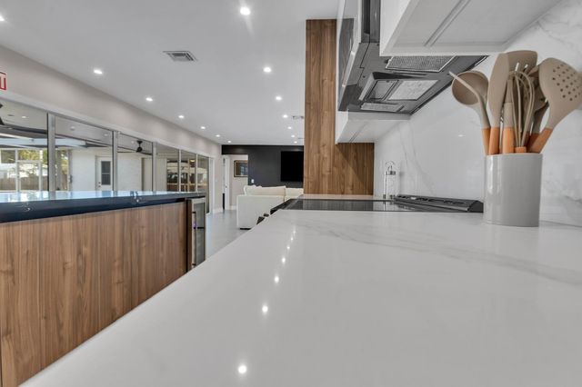 755 S Rainbow Drive, Hollywood, FL 33021