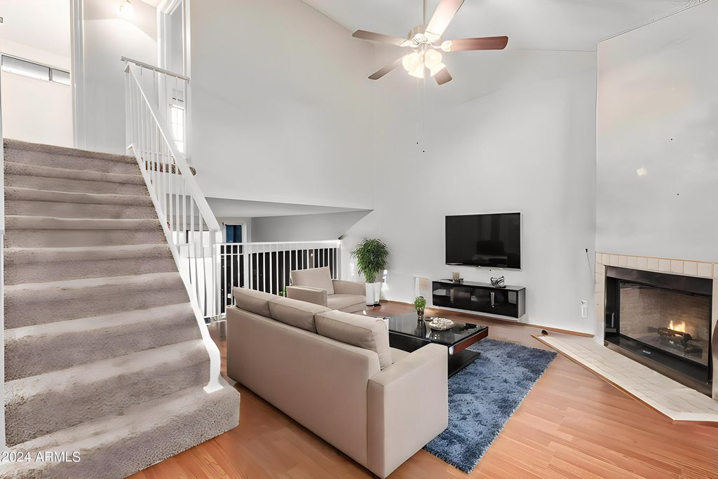 921 W UNIVERSITY Drive 1087, Mesa, AZ 85201