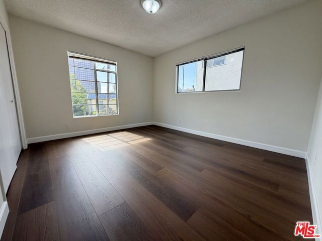 11727 Mayfield Avenue 5, Los Angeles, CA 90049