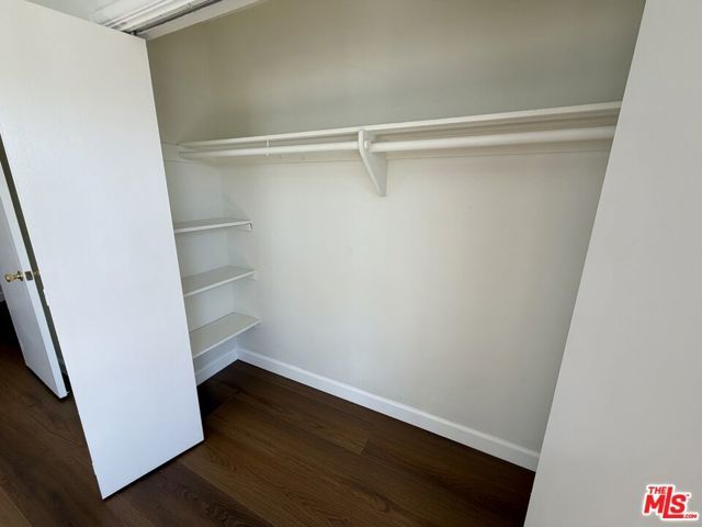 11727 Mayfield Avenue 5, Los Angeles, CA 90049