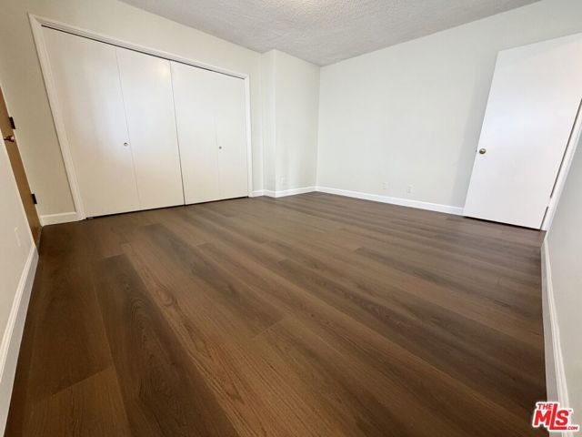 11727 Mayfield Avenue 5, Los Angeles, CA 90049
