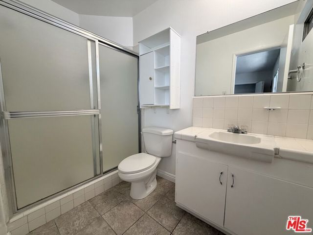 11727 Mayfield Avenue 5, Los Angeles, CA 90049