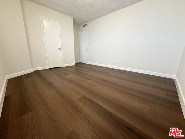 11727 Mayfield Avenue 5, Los Angeles, CA 90049