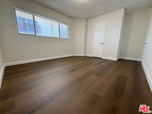 11727 Mayfield Avenue 5, Los Angeles, CA 90049