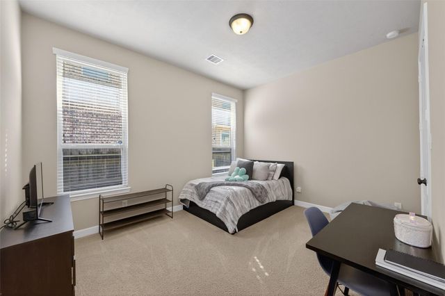 17215 Sages Ravine Drive, Humble, TX 77346