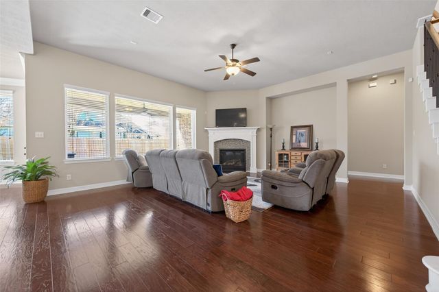 17215 Sages Ravine Drive, Humble, TX 77346