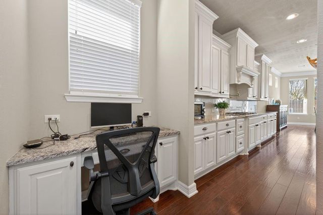 17215 Sages Ravine Drive, Humble, TX 77346