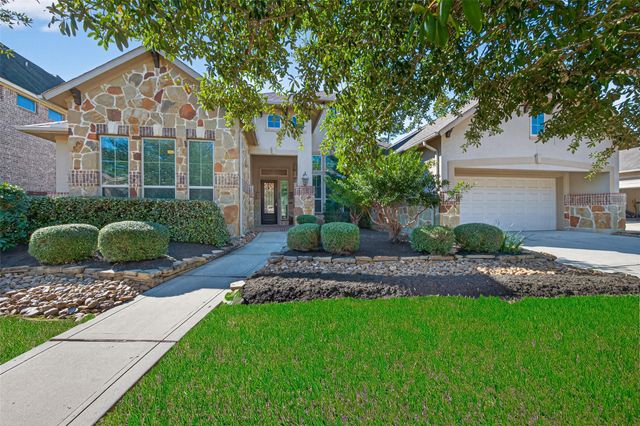 17215 Sages Ravine Drive, Humble, TX 77346