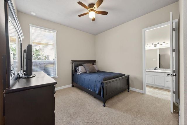 17215 Sages Ravine Drive, Humble, TX 77346