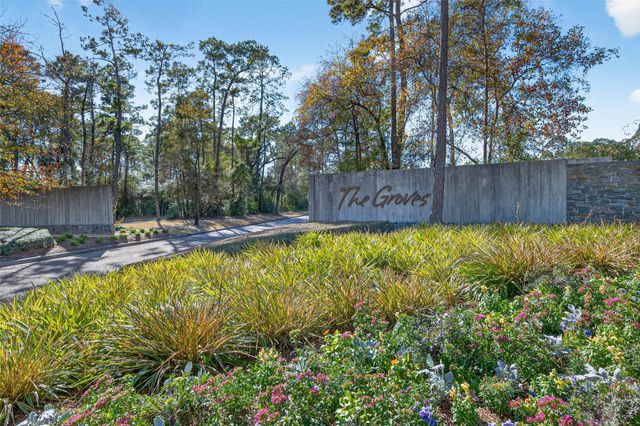 17215 Sages Ravine Drive, Humble, TX 77346