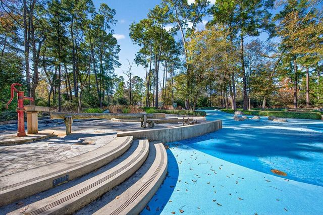 17215 Sages Ravine Drive, Humble, TX 77346