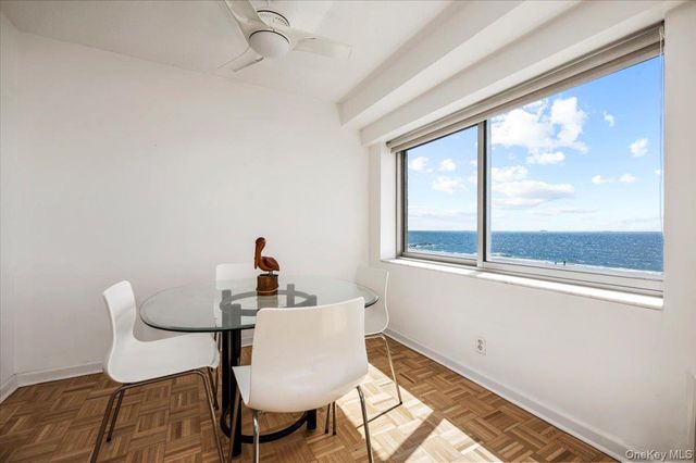 170 W Broadway 5E, Long Beach, NY 11561