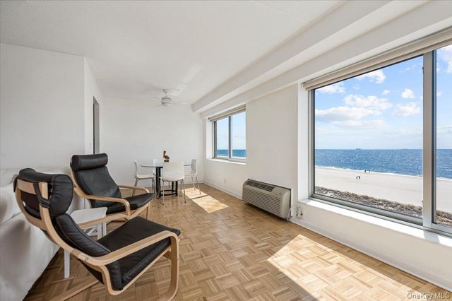 170 W Broadway 5E, Long Beach, NY 11561