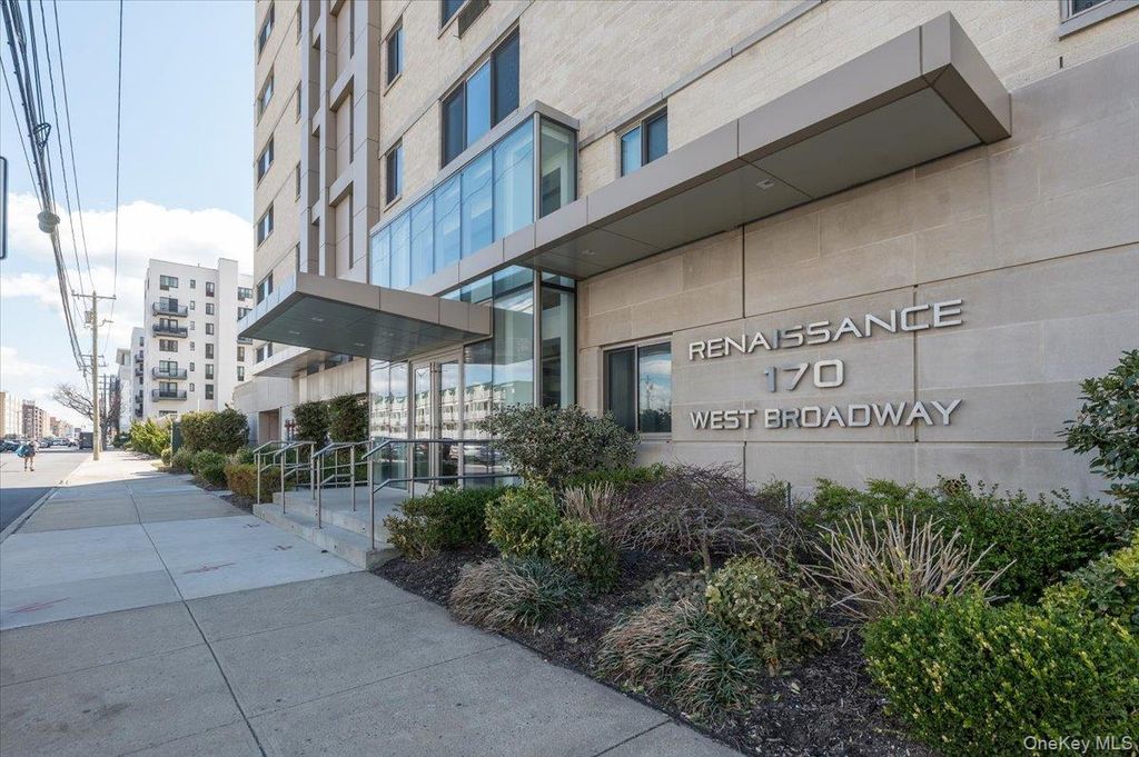 170 W Broadway 5E, Long Beach, NY 11561